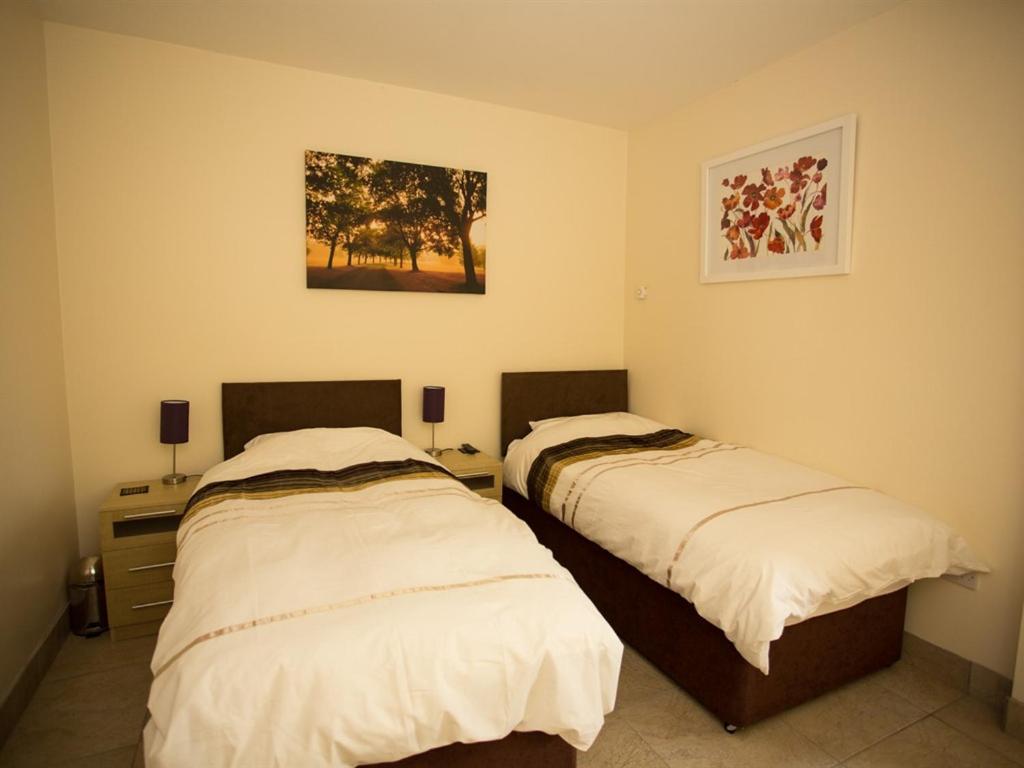 Treetops Cottages & Spa Grimsby Zewnętrze zdjęcie